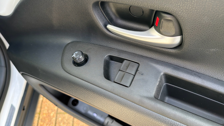 Toyota Aygo X 1.0 VVT-i Edge 5dr Petrol Hatchback